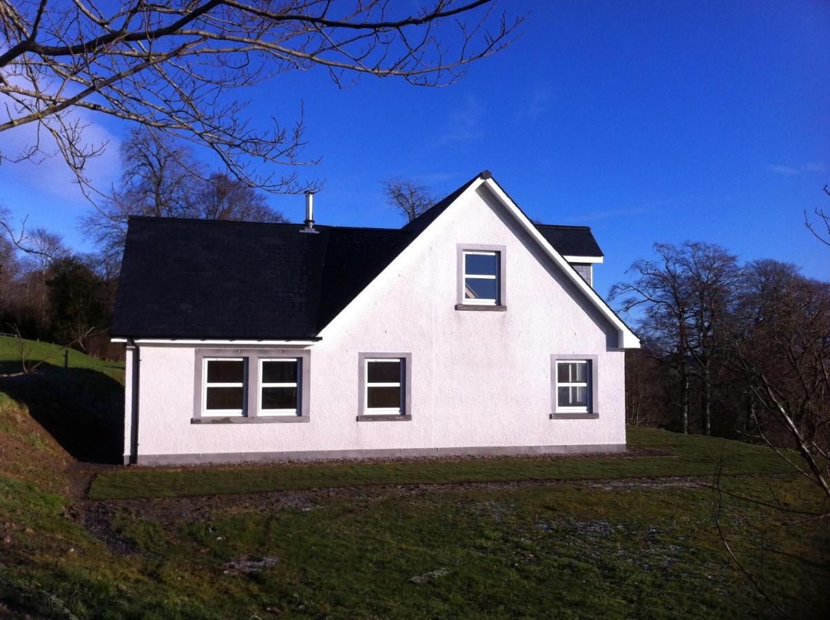 Highland Farm Cottages Дінгволл Екстер'єр фото